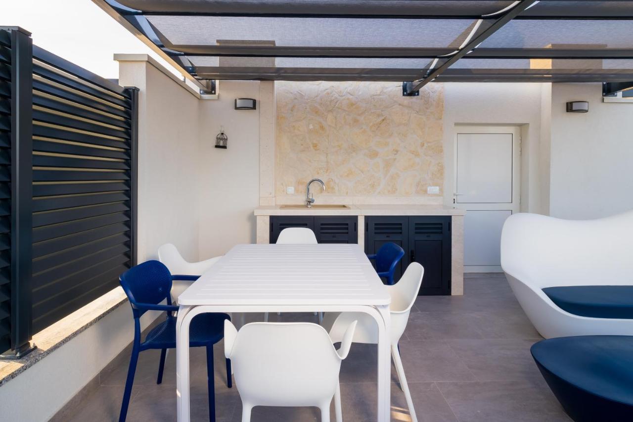 Luxury Apartment- Balcony- Private Rooftop And Jacuzzi- Common Pool Трогир Экстерьер фото