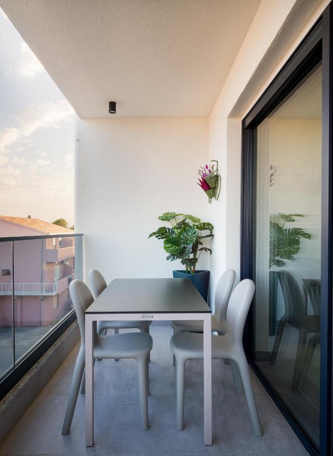 Luxury Apartment- Balcony- Private Rooftop And Jacuzzi- Common Pool Трогир Экстерьер фото