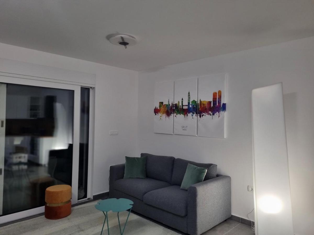 Luxury Apartment- Balcony- Private Rooftop And Jacuzzi- Common Pool Трогир Экстерьер фото